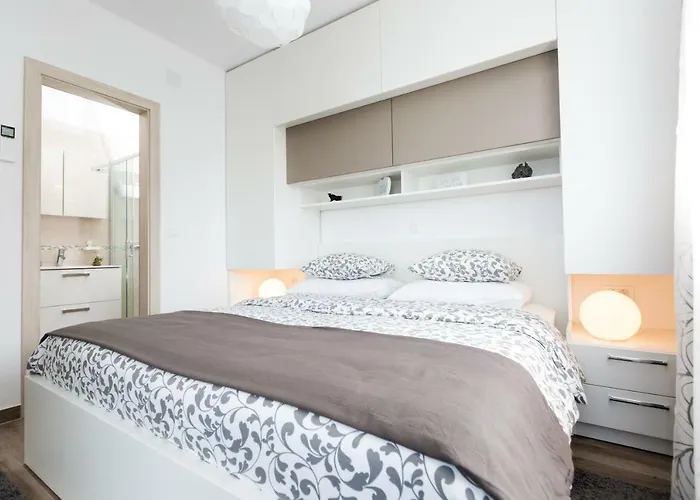 Pergola-apartment Toni * 믈리니