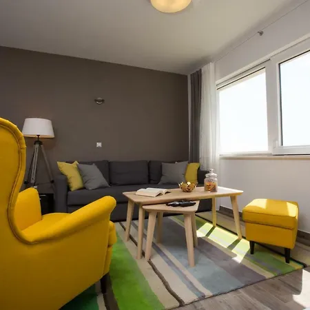 Pergola-apartment Toni * Млини