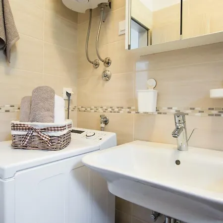 Pergola-apartment Toni Apartment