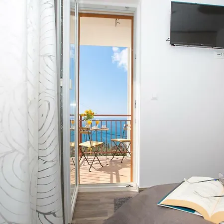 Pergola-apartment Toni Апартаменты Млини