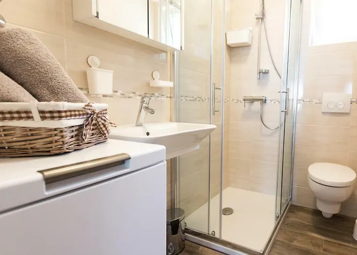 Pergola-apartment Toni アパート *